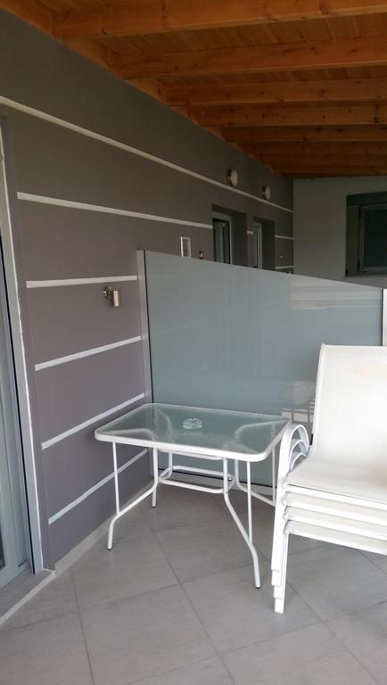 Aimilias Family Apartments Vrasná Dış mekan fotoğraf