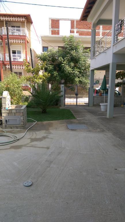 Aimilias Family Apartments Vrasná Dış mekan fotoğraf