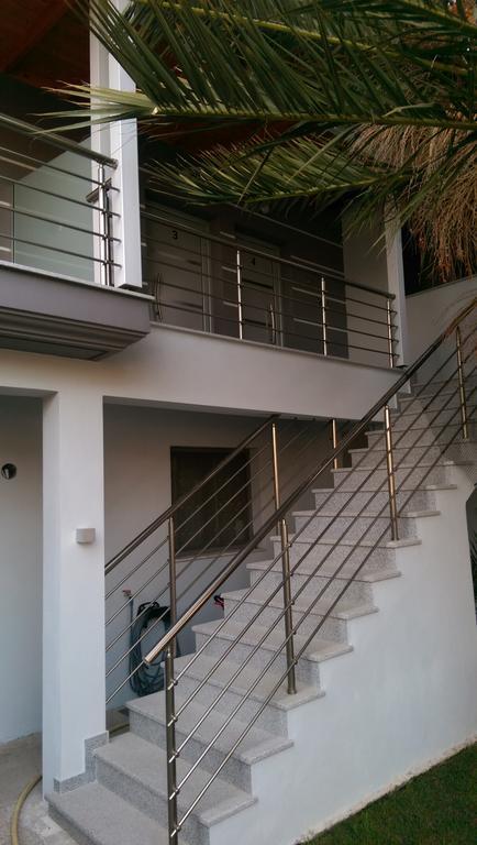 Aimilias Family Apartments Vrasná Dış mekan fotoğraf