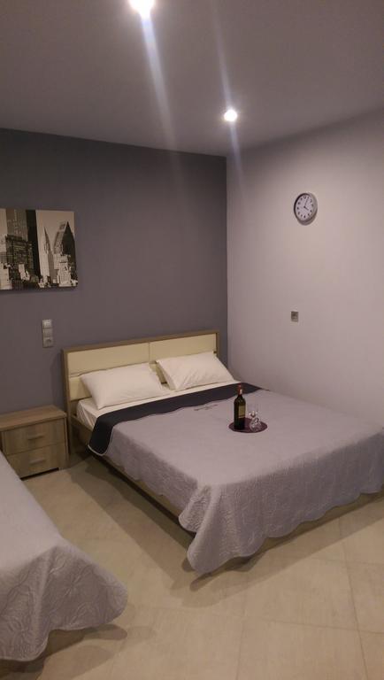 Aimilias Family Apartments Vrasná Dış mekan fotoğraf