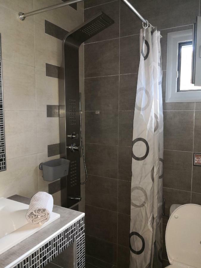 Aimilias Family Apartments Vrasná Dış mekan fotoğraf